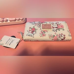 Marie Loungefly Wallet NWT